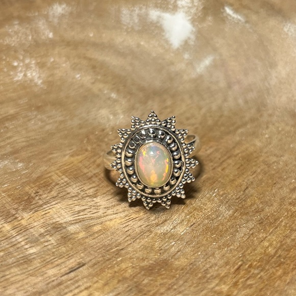 Natural Ethiopian Opal 925 Sterling Silver Ring - Picture 1 of 15